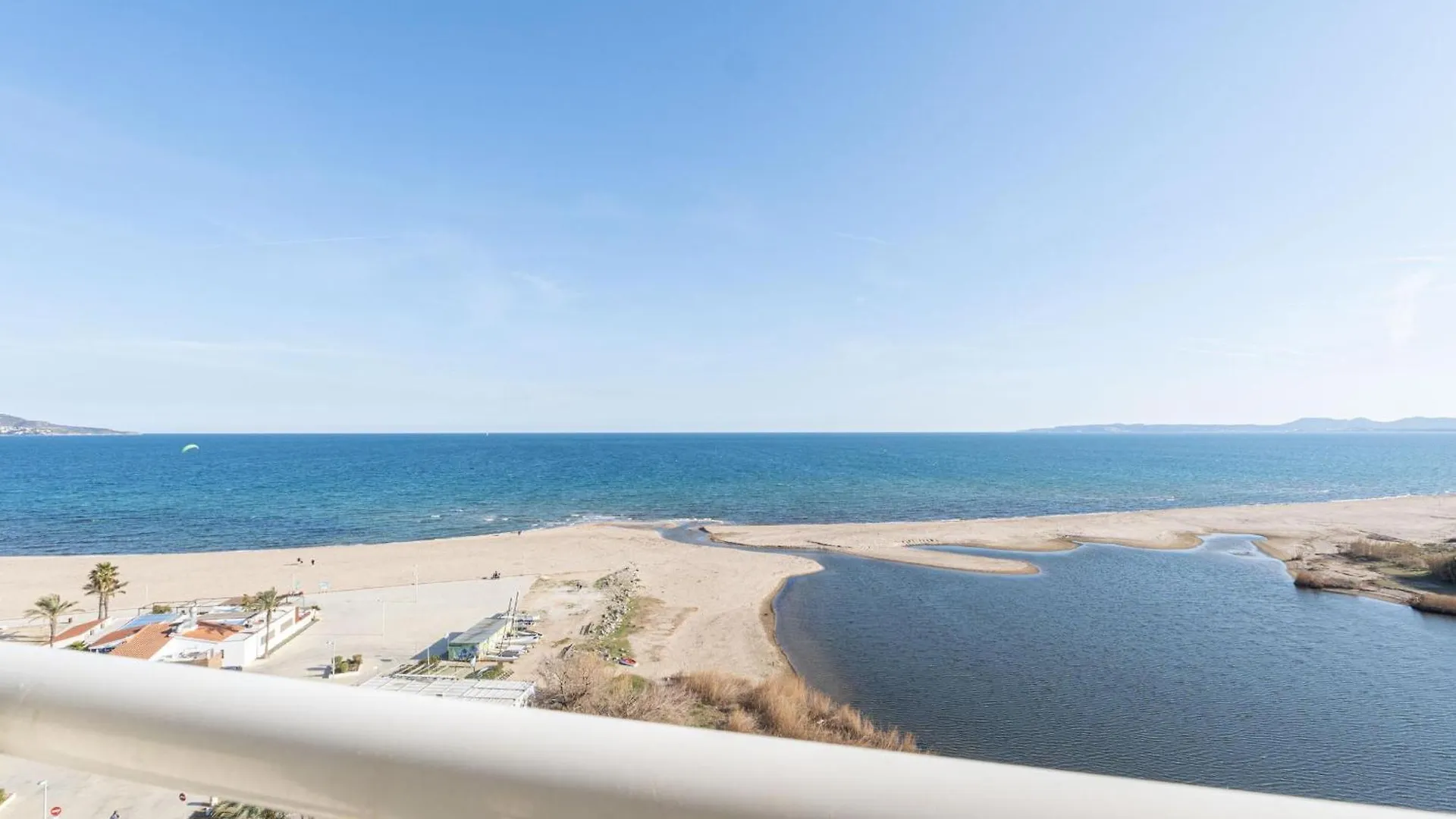Agradable Apartamento Con Vista Al Mar - Hisp-288-37 Empuriabrava Apartment